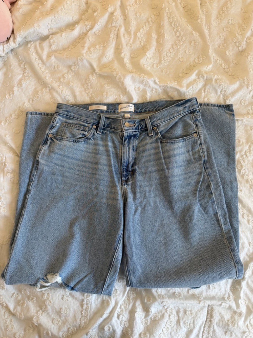 Universal Thread Jeans - Picture 2 of 4